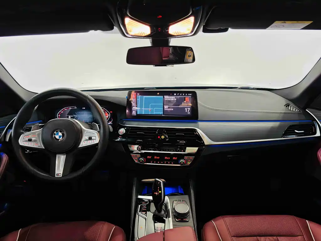 BMW 5 Series — миниатюра 24