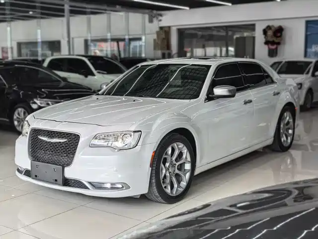Chrysler 300 C 2016 3.0 L — фото 1