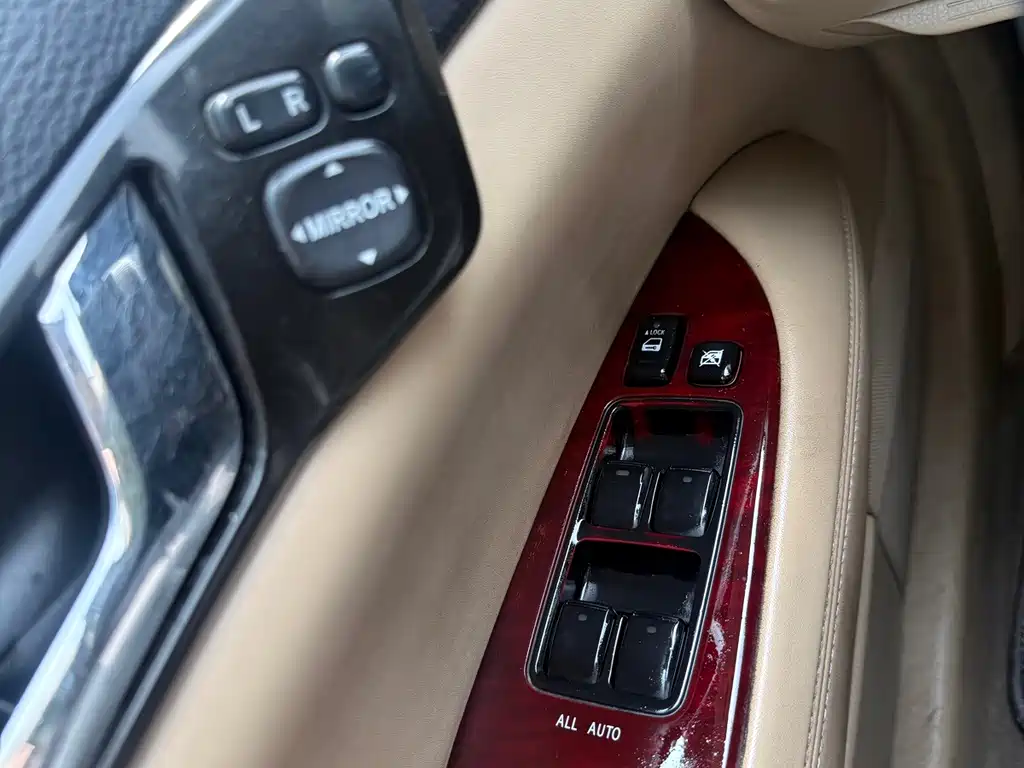 Toyota Reiz — миниатюра 17