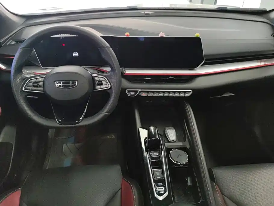 Geely Binyue — миниатюра 12