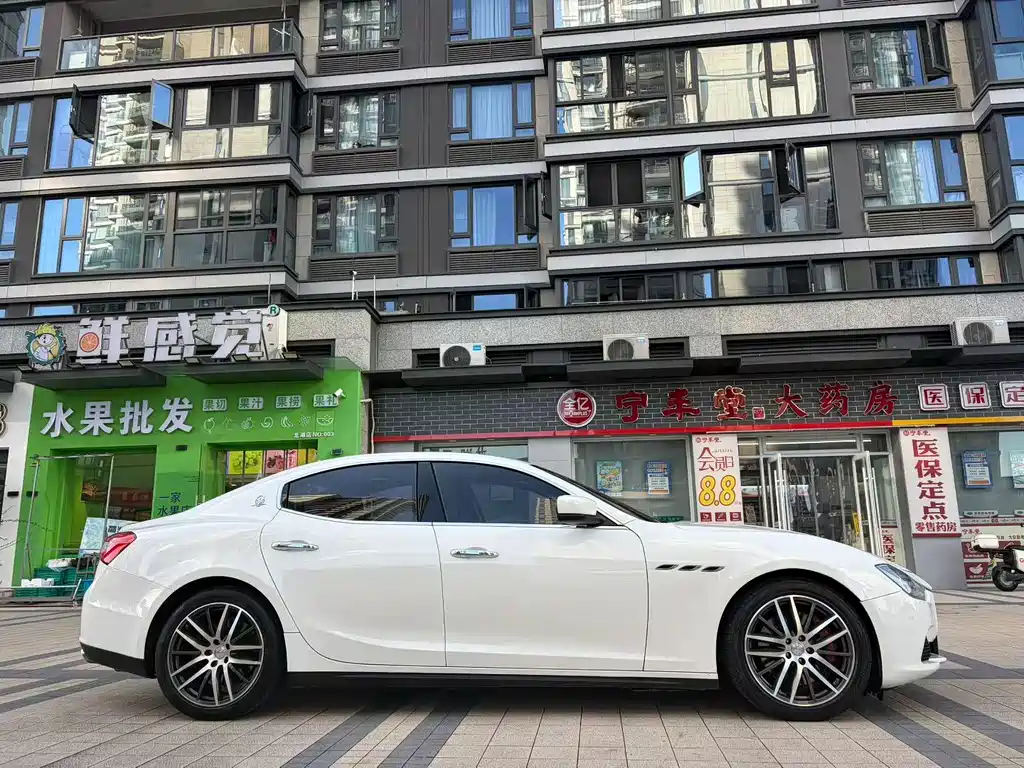 Maserati Ghibli 2014 3.0T Standard