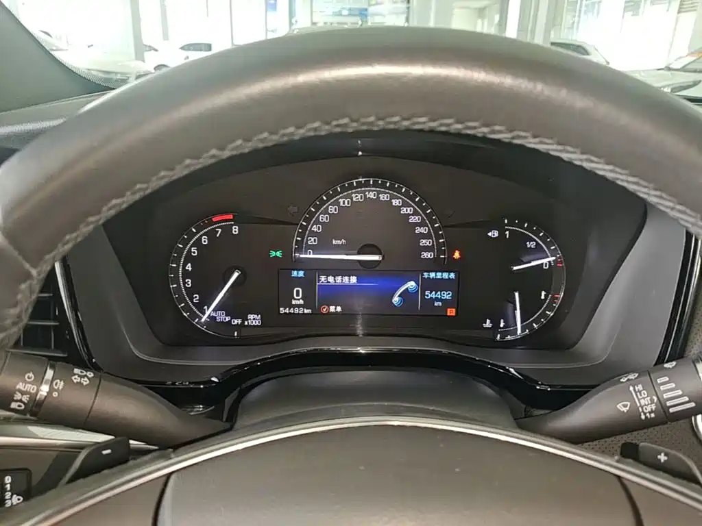 Cadillac XT5 — миниатюра 12