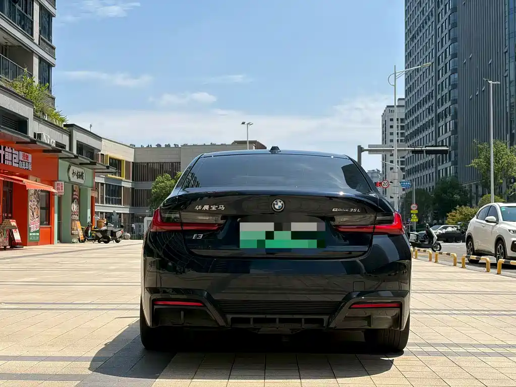 BMW i3 — миниатюра 7