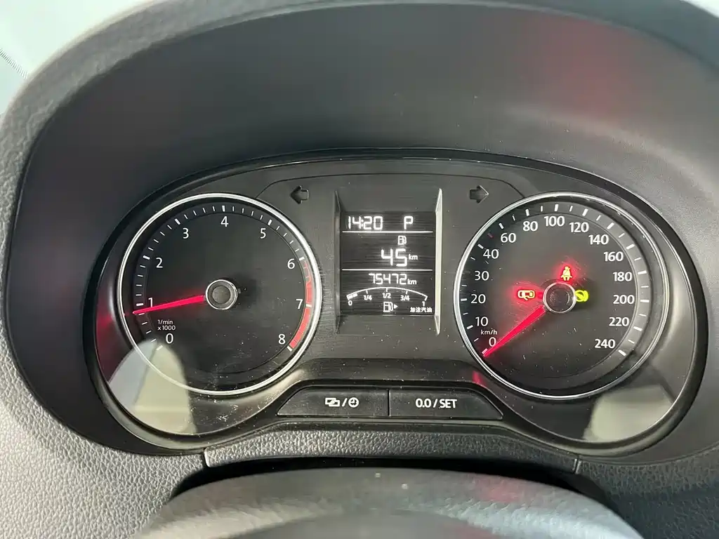 Volkswagen Polo — миниатюра 24