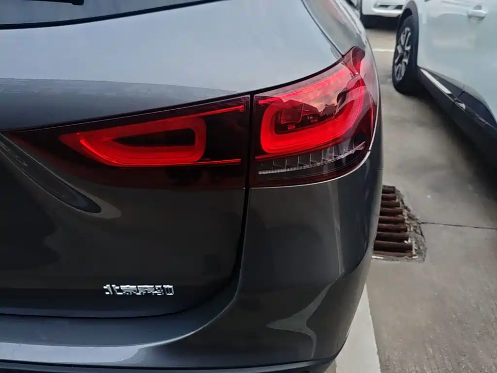 Mercedes-Benz GLA — миниатюра 8