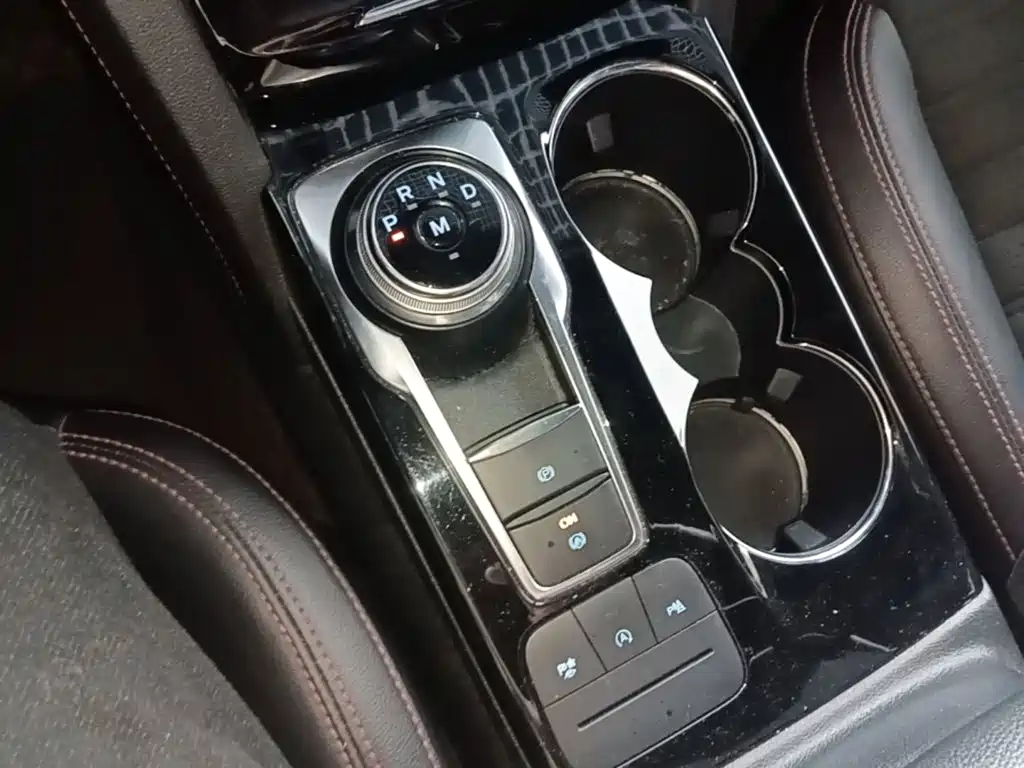 Ford Escape — миниатюра 14