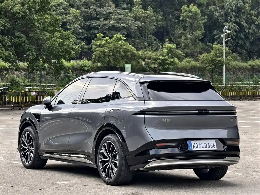 Zeekr 7X — миниатюра 12