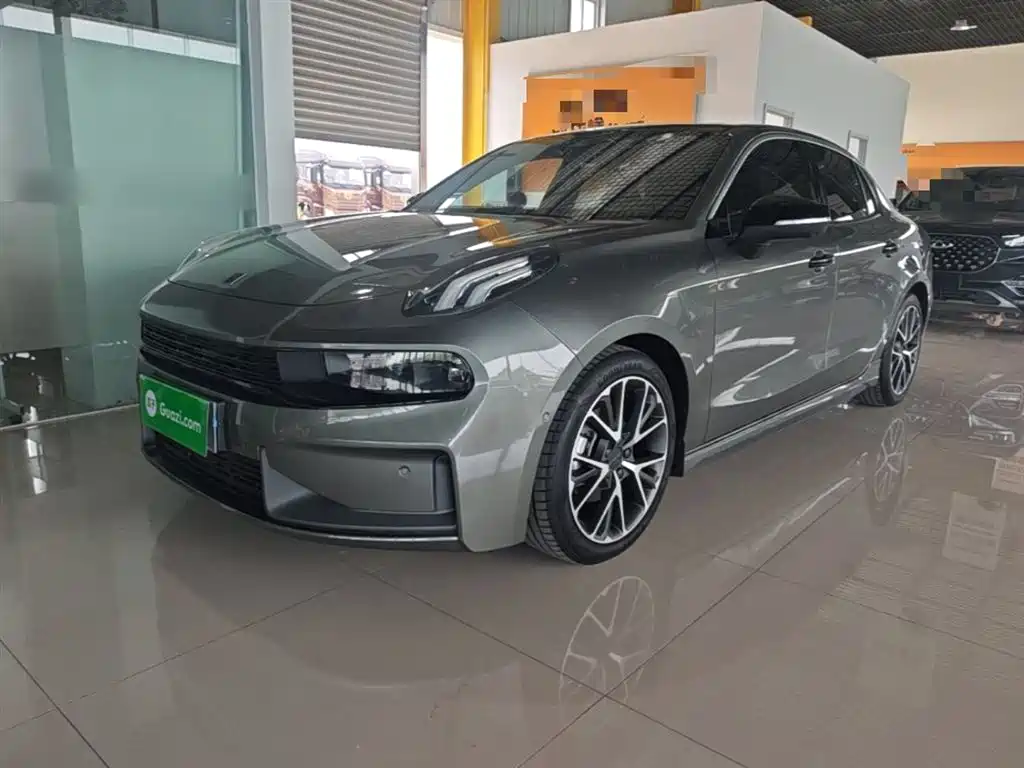 Купить Lynk & Co 03