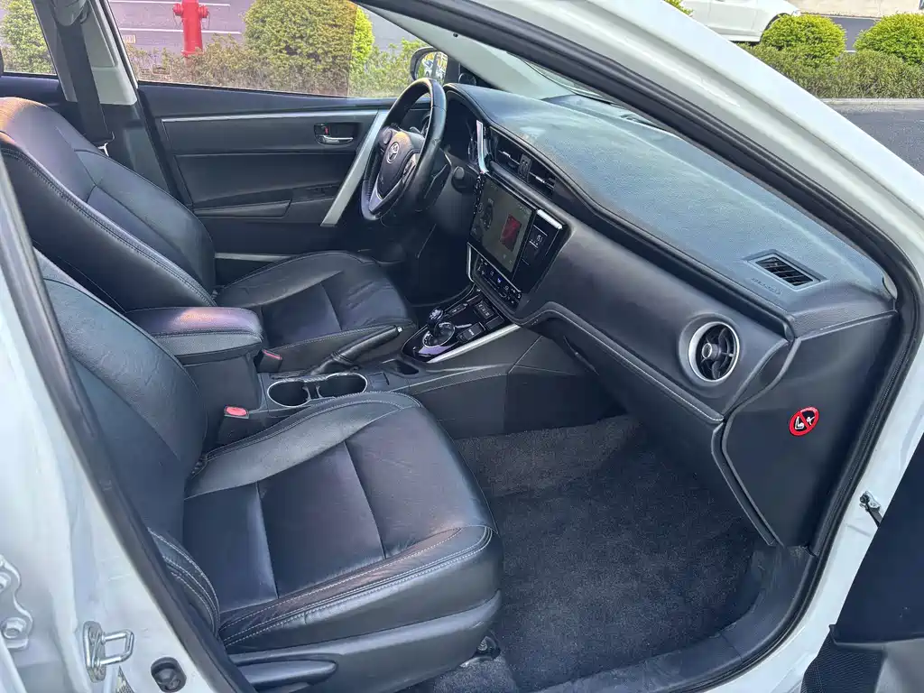 Toyota Corolla — миниатюра 13