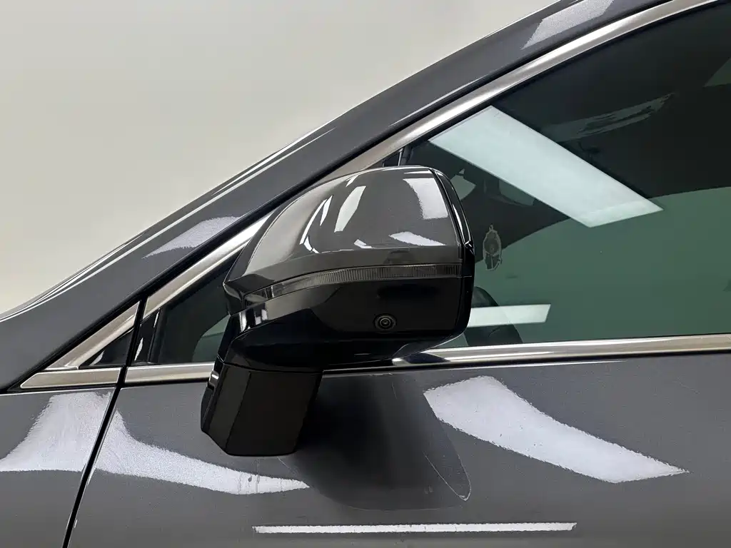 Li Auto Li ONE — миниатюра 11