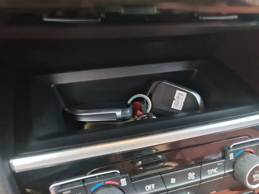 BMW 2 Series Active Tourer — миниатюра 9
