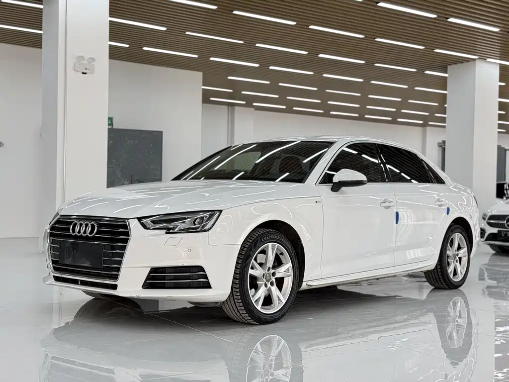 Audi A4L 2018