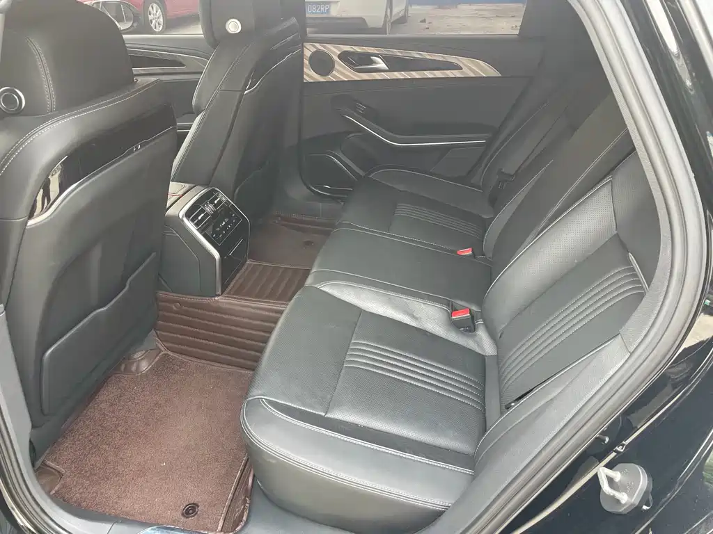 Hongqi Hongqi H9 — миниатюра 6