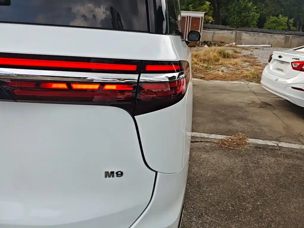 Bestune M9 — миниатюра 8