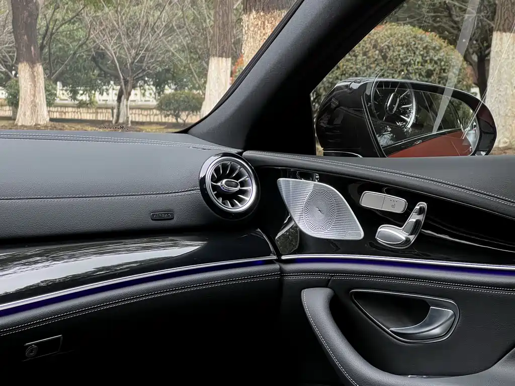 MERCEDES-BENZ AMG GT