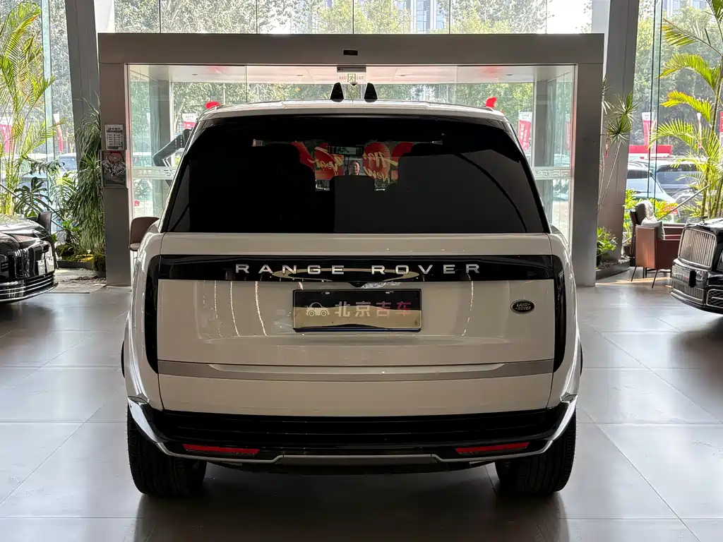Land Rover Range Rover — миниатюра 22