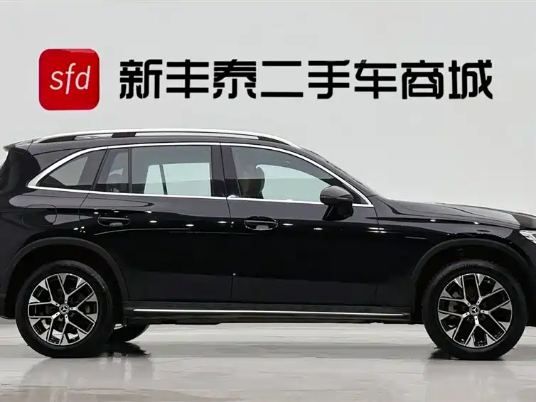 Mercedes-Benz GLC 2023 GLC 260 L 4MATIC 7 мест