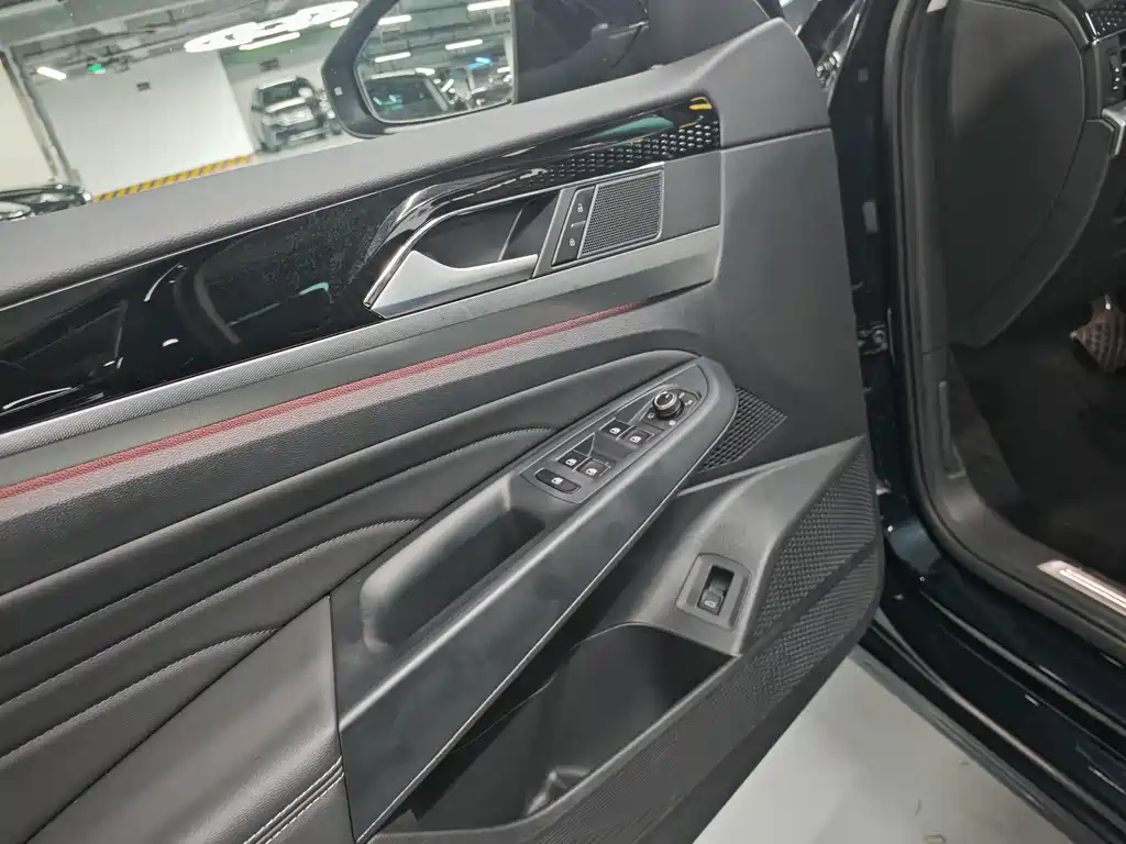 Volkswagen Passat — миниатюра 4