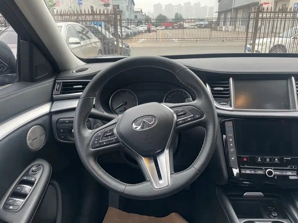 Infiniti QX50 2018 2.0T Fashion
