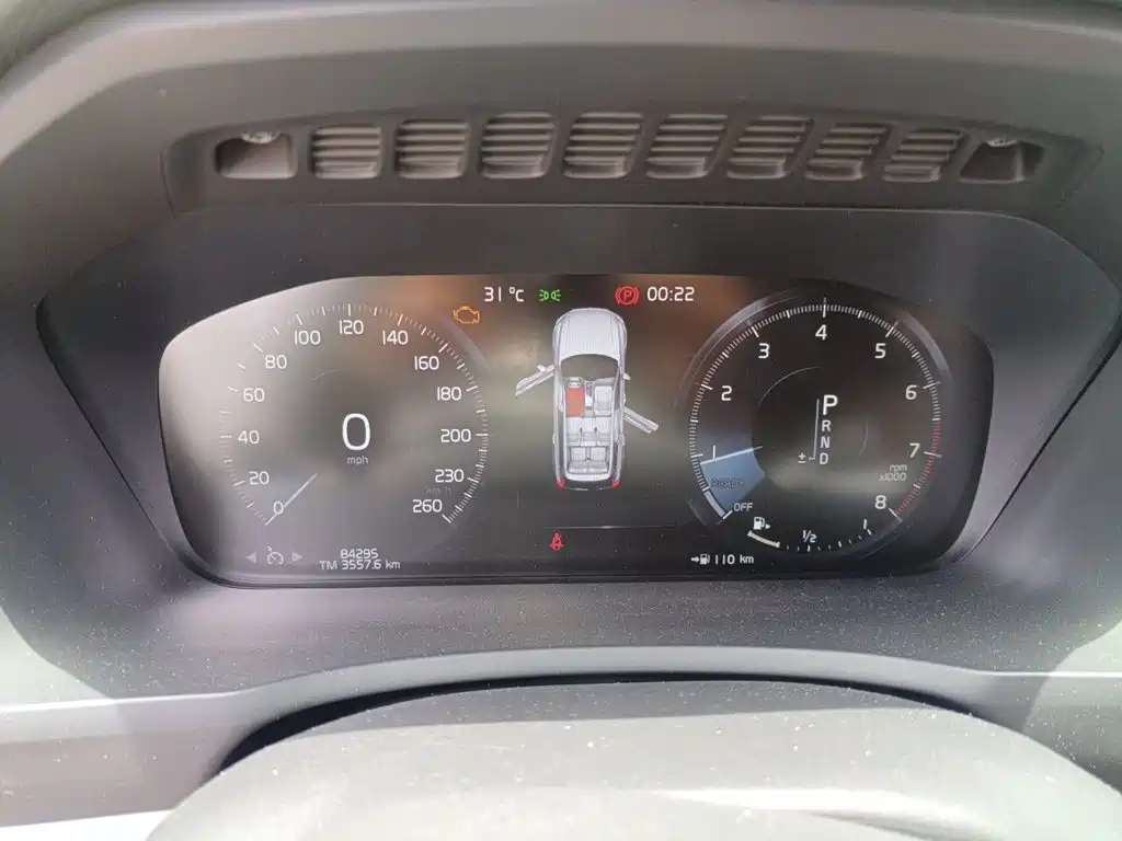 Volvo XC90 — миниатюра 12