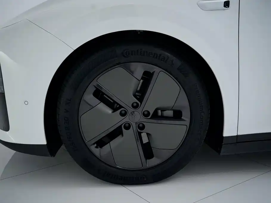 Li Auto Li i8 — миниатюра 27
