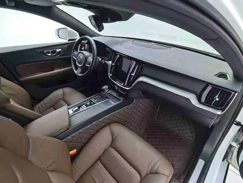Volvo S60 — миниатюра 20