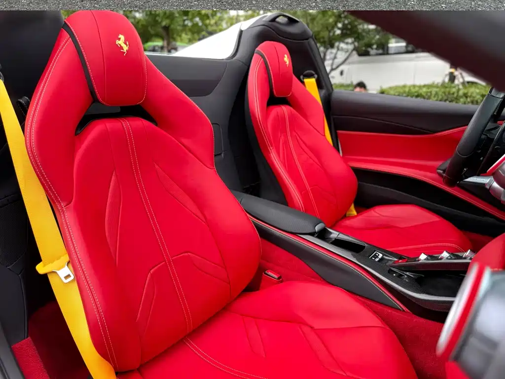 Ferrari 812 — миниатюра 5