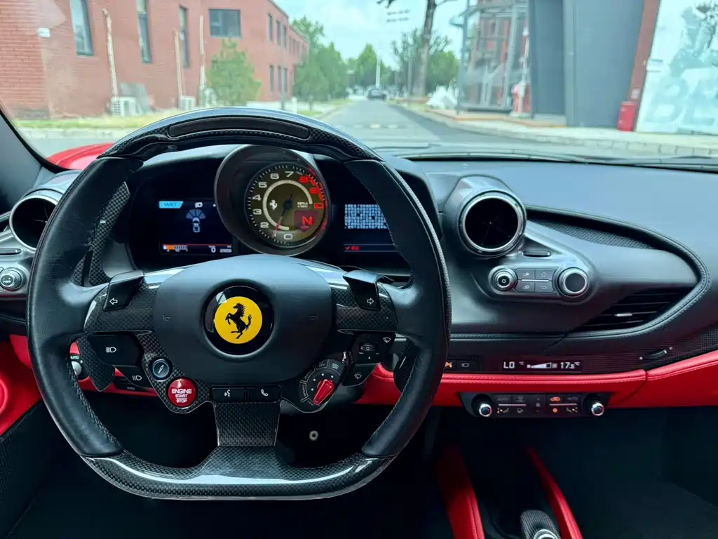 Ferrari F8 — миниатюра 12