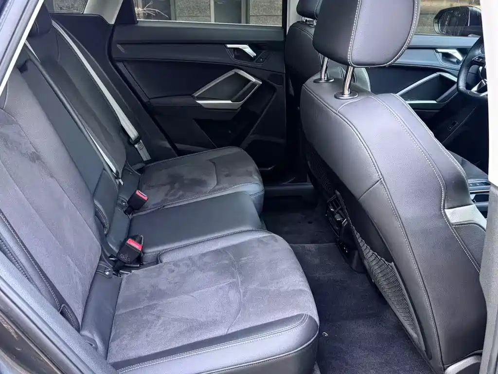 Audi Q3 — миниатюра 11
