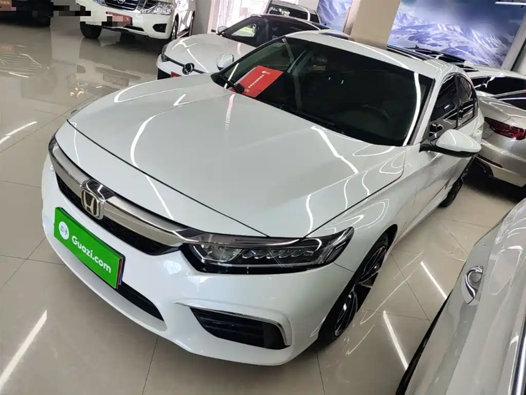 Купить Honda Inspire