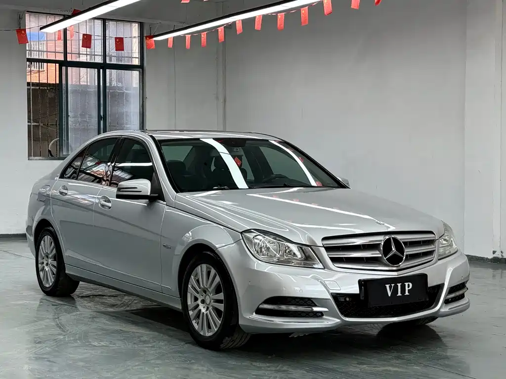 Mercedes-Benz C-Class C 2011 C 200 CGI Fashion