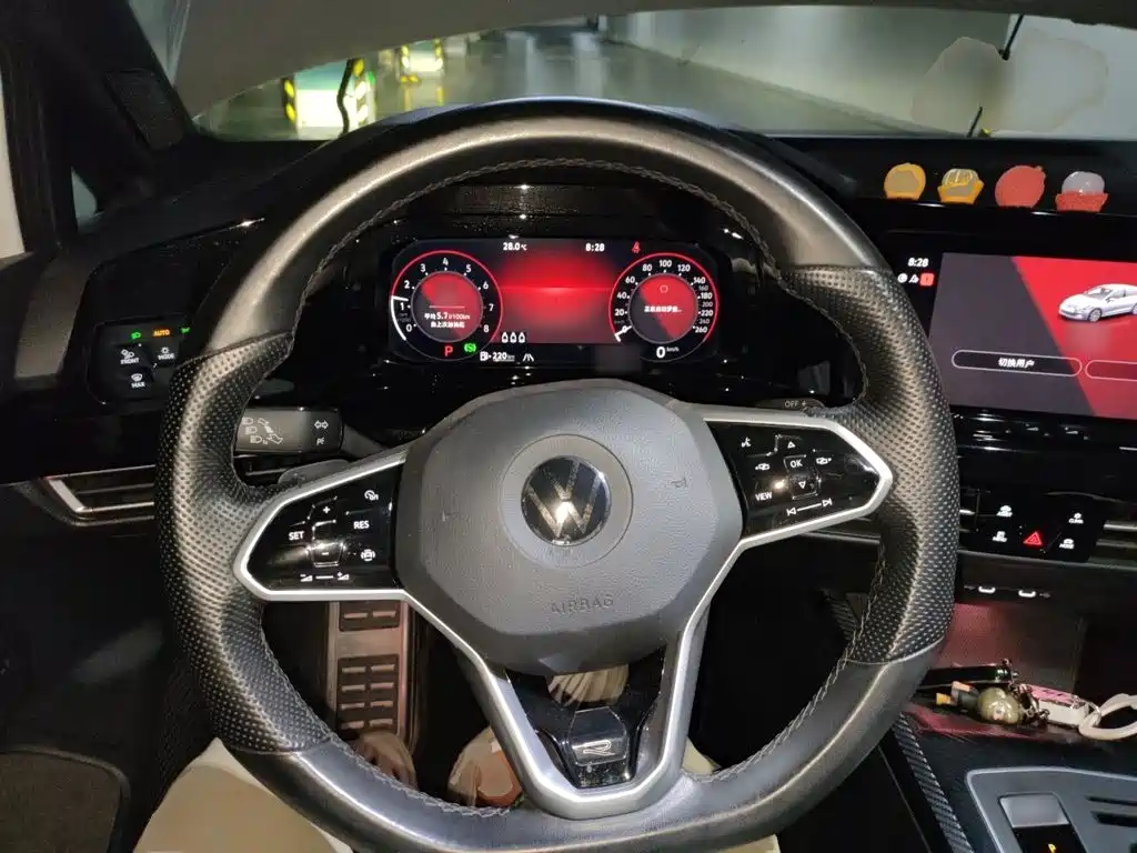 Volkswagen Golf — миниатюра 6