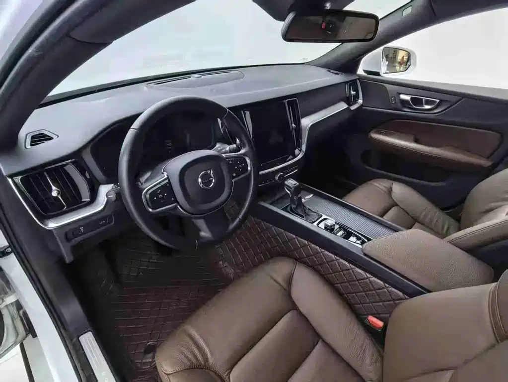 Volvo S60 — миниатюра 8