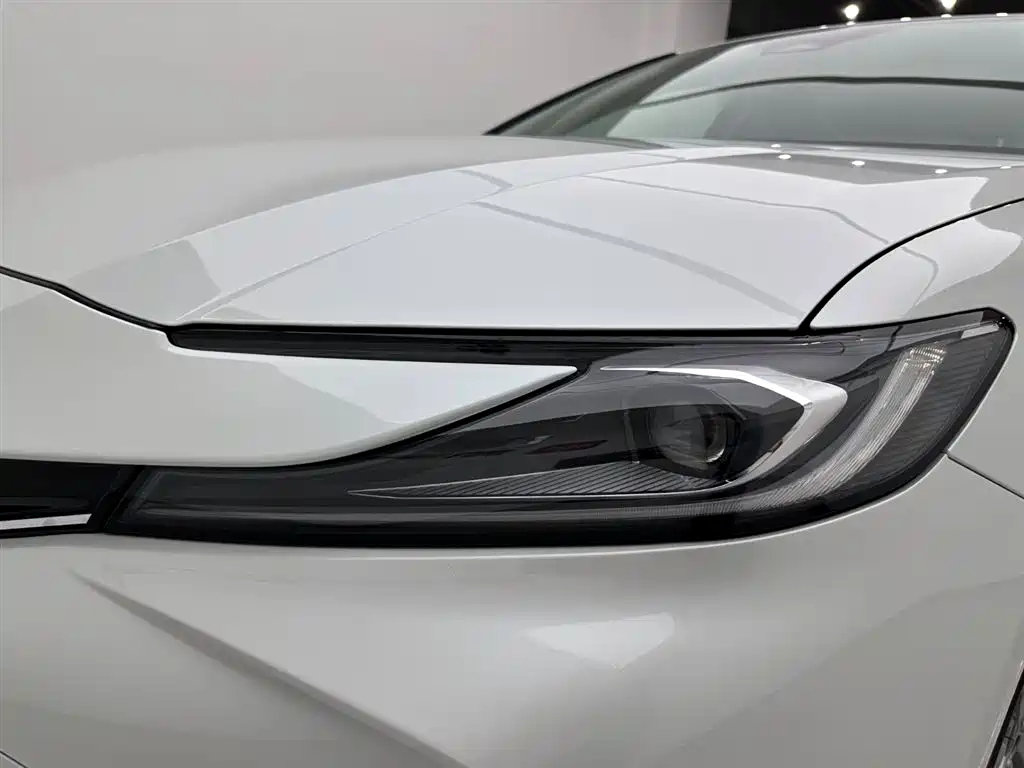 Toyota Camry id 4669219 из Китая 8