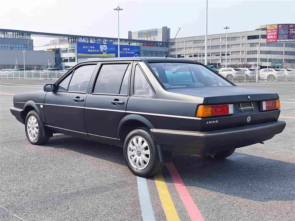 Volkswagen Santana Classic — миниатюра 4