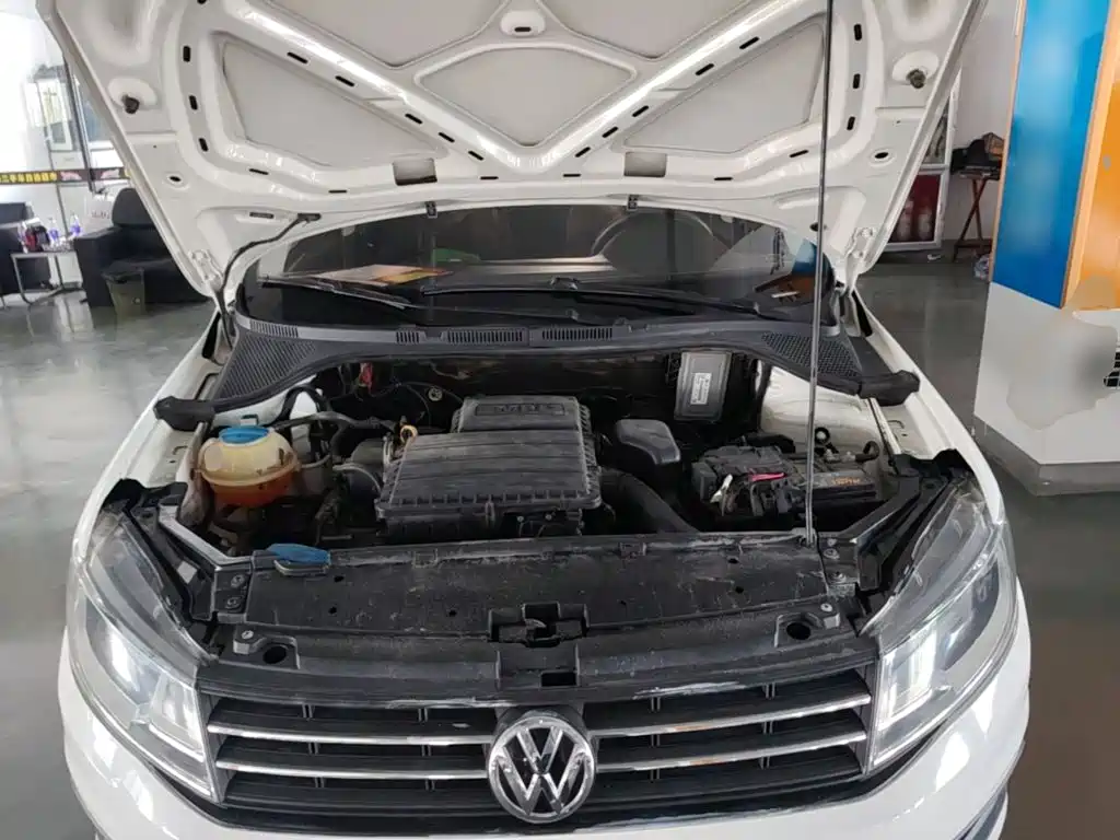 Volkswagen Santana — миниатюра 20
