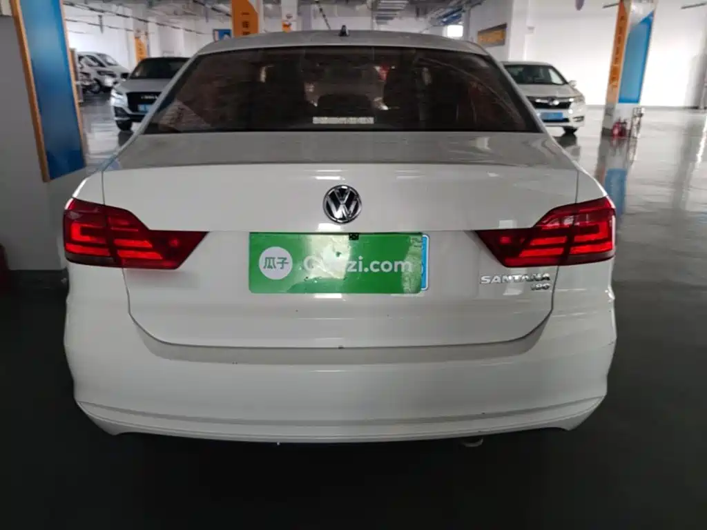 Volkswagen Santana — миниатюра 6