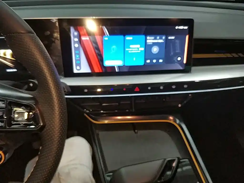 MG MG5 Scorpio — миниатюра 13