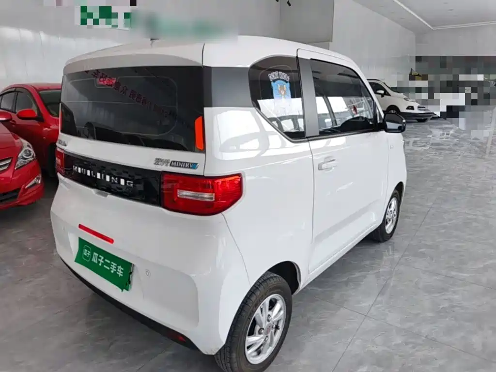 Wuling MINIEV — миниатюра 7