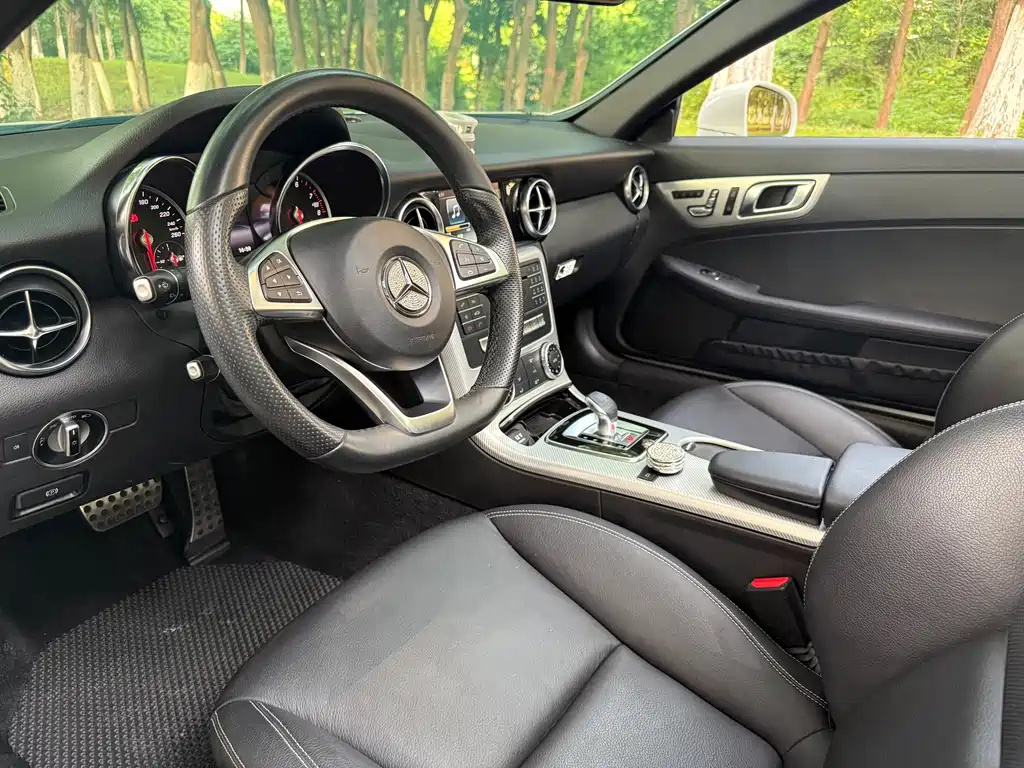 Mercedes-Benz SLC 2018 SLC 260