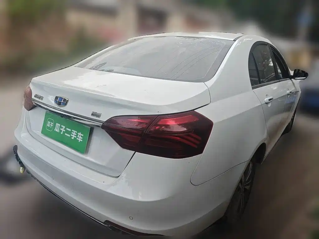 Geely Emgrand — миниатюра 4
