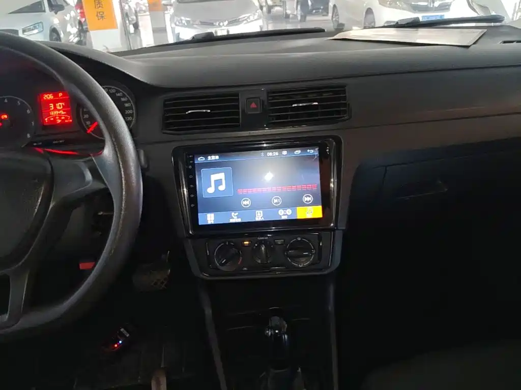 Volkswagen Santana — миниатюра 13