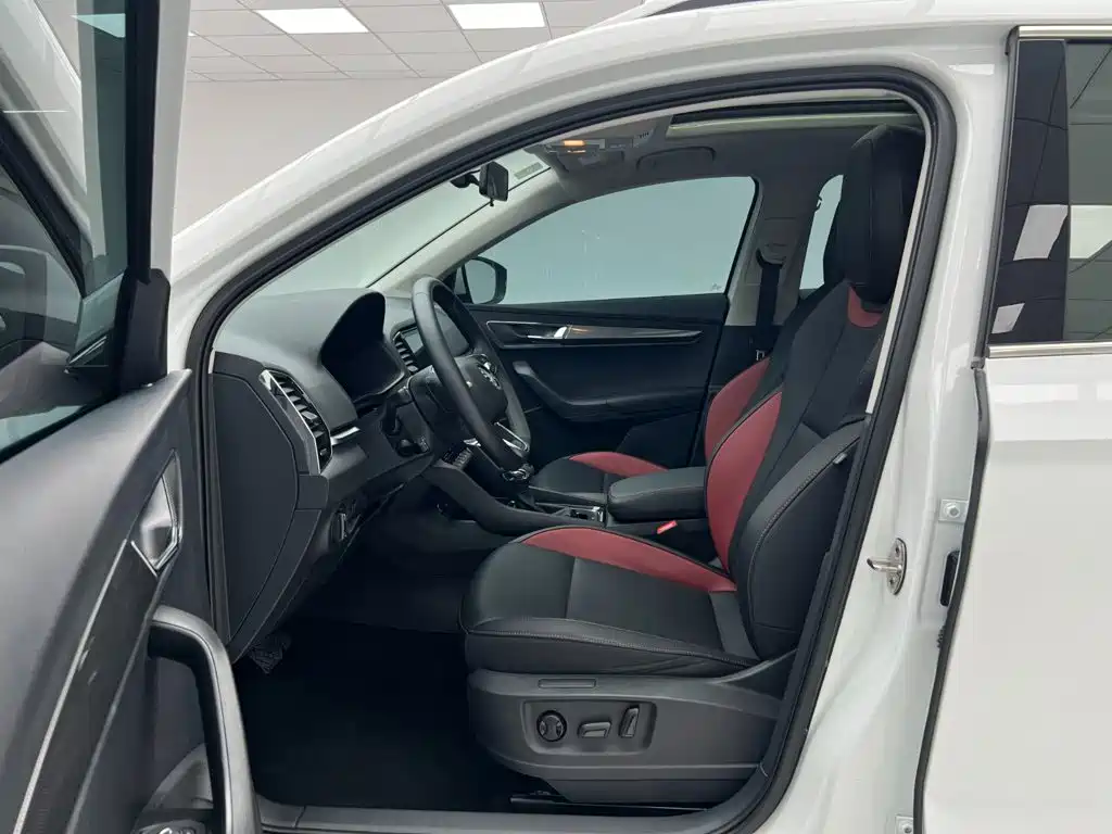 Skoda Karoq — миниатюра 15