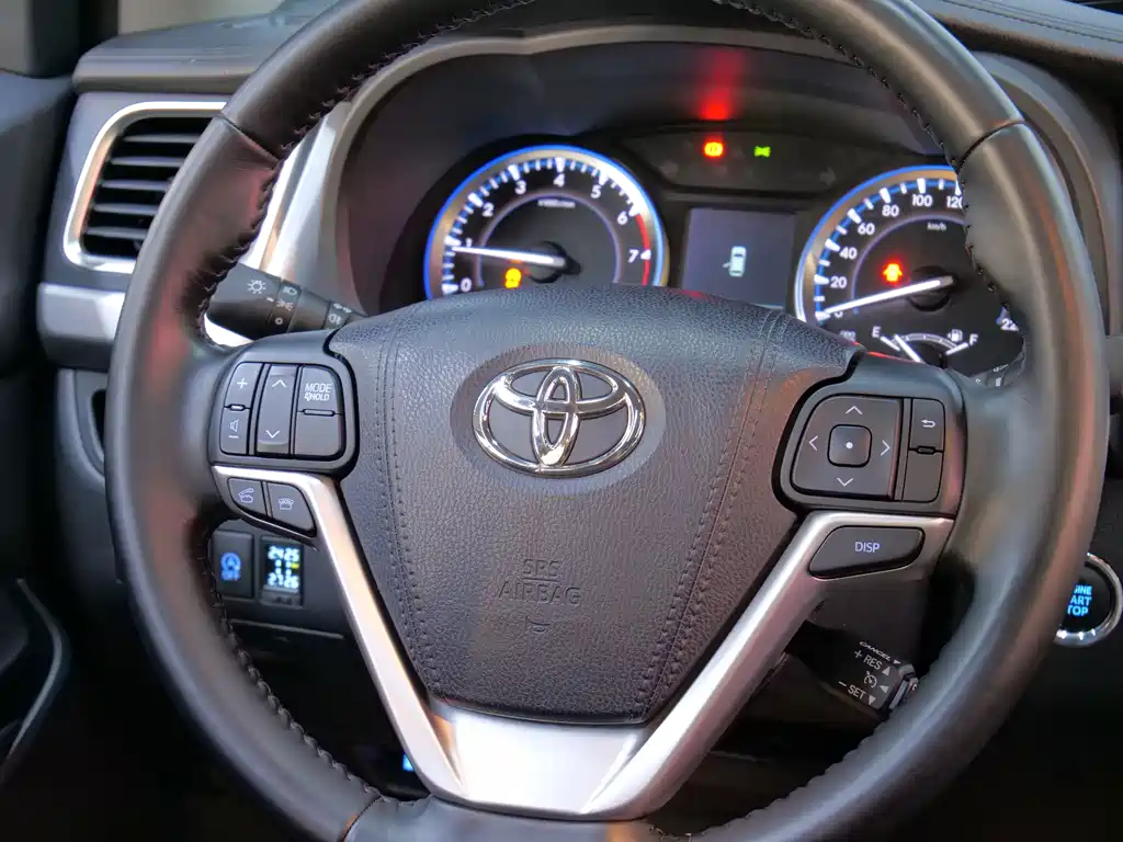 Toyota Highlander — миниатюра 20