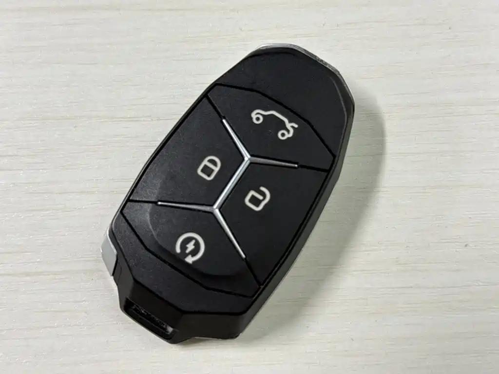 Lynk & Co 03 — миниатюра 17