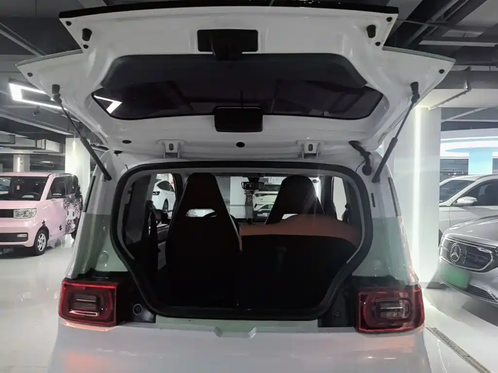 Wuling MINIEV — миниатюра 19