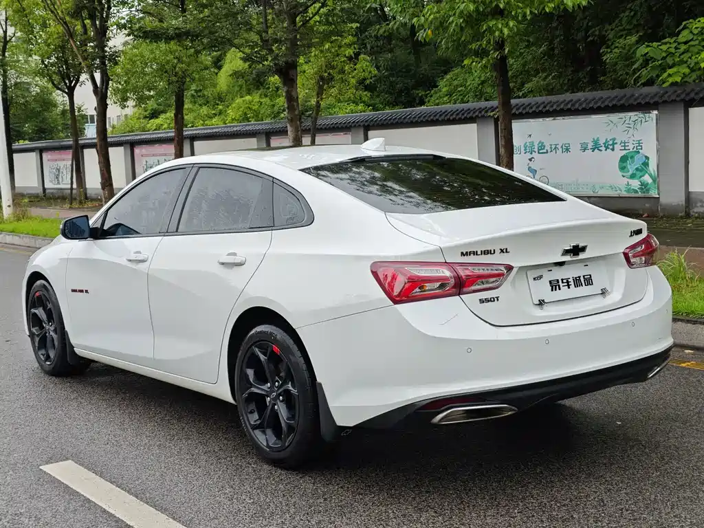 Chevrolet Malibu XL — миниатюра 3