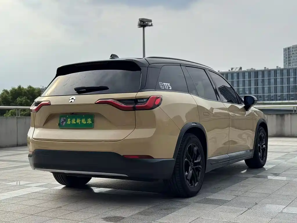 NIO ES8 — миниатюра 6