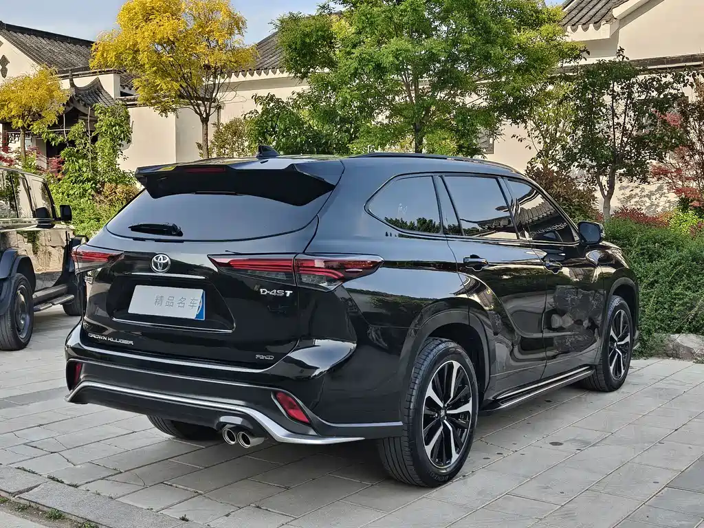 Toyota Crown Kluger 2022 2.0T