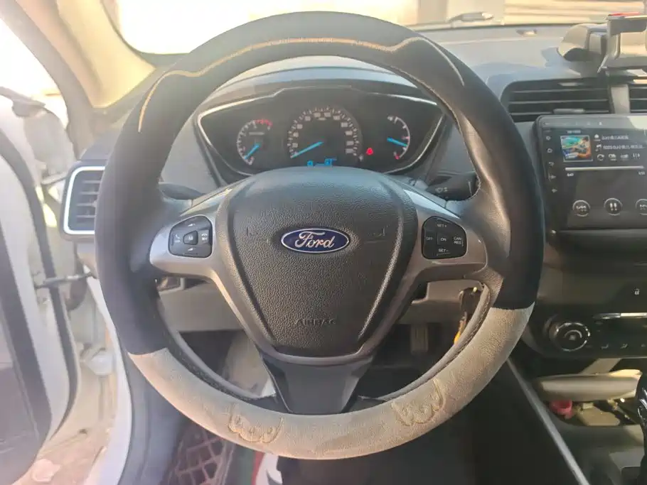 Ford Escort — миниатюра 15